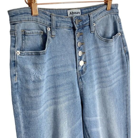 ✨SOLD✨Abound Womens Size 27 High Rise Button Fly Distressed Light Wash Jeans - Picture 4 of 8